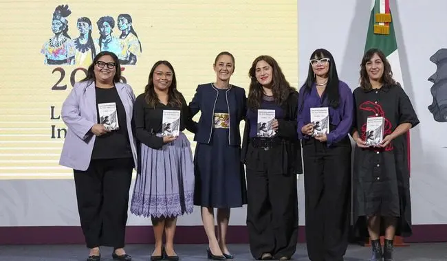 Cartilla los derechos de las mujeres. Foto: Presidencia