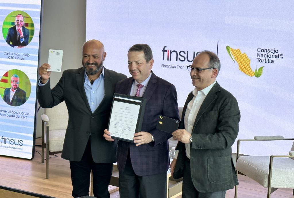 Inclusión financiera llega a tortillerías con alianza de Finsus y CNT.