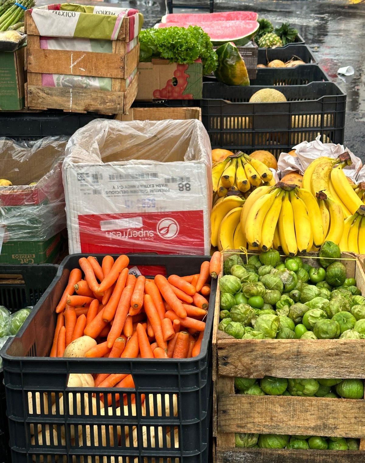 Imagen de frutas y verduras. Inflación se acelera en junio y llega a 4.98%