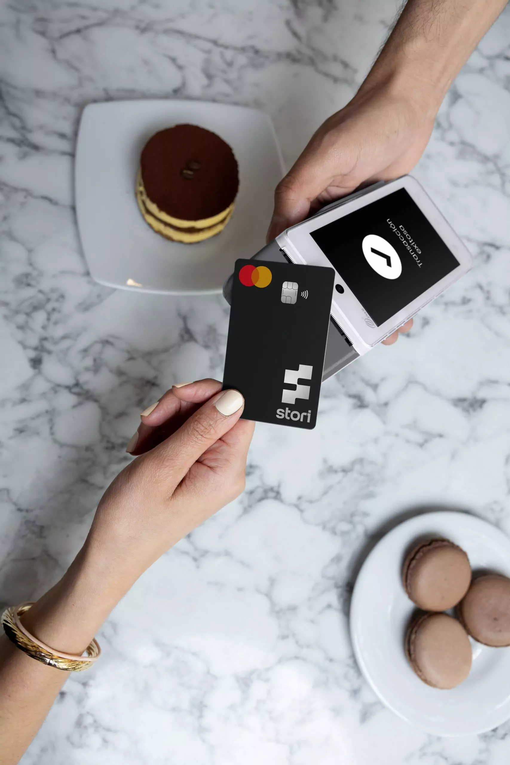 Stori lanza la nueva tarjeta de crédito Stori, sin anualidad y con cashback.