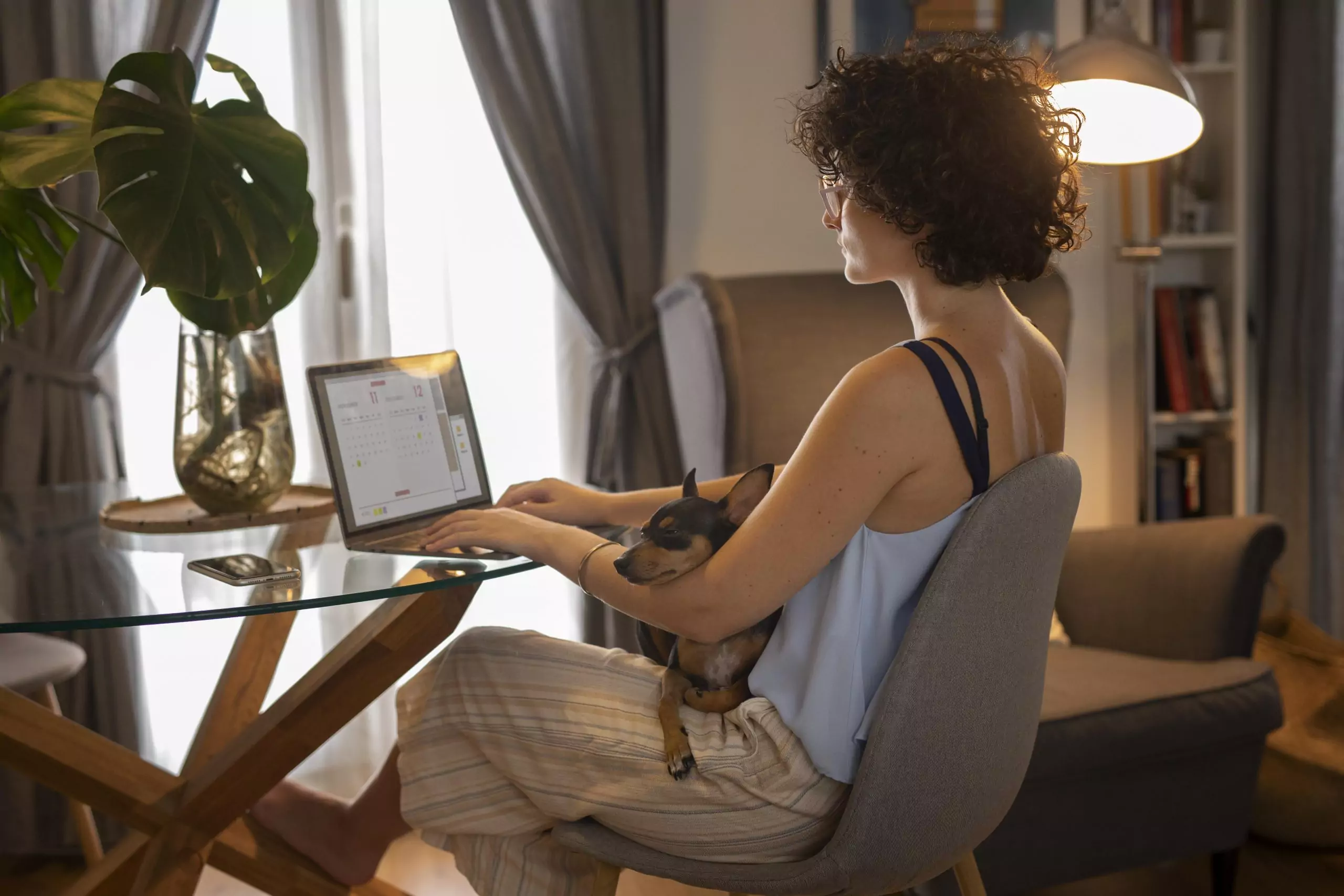 El trabajo híbrido se consolida como una alternativa cada vez más valorada.